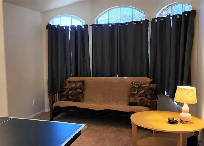 Holiday home Quiet Desert Getaway With Ping-pong, Bbq, Citrus